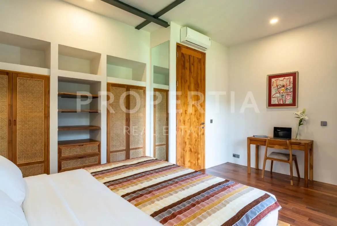Bedroom 7 at Charming 3-Bedroom Freehold Villa in Vibrant Uluwatu (PPV4805), listing by PROPERTIA.