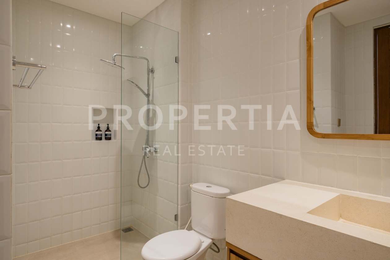 Bathroom (Perspective 2) at Modern 4-Bedroom Villa Just Minutes from Cemagi Beach (PPV4783), listing by PROPERTIA.