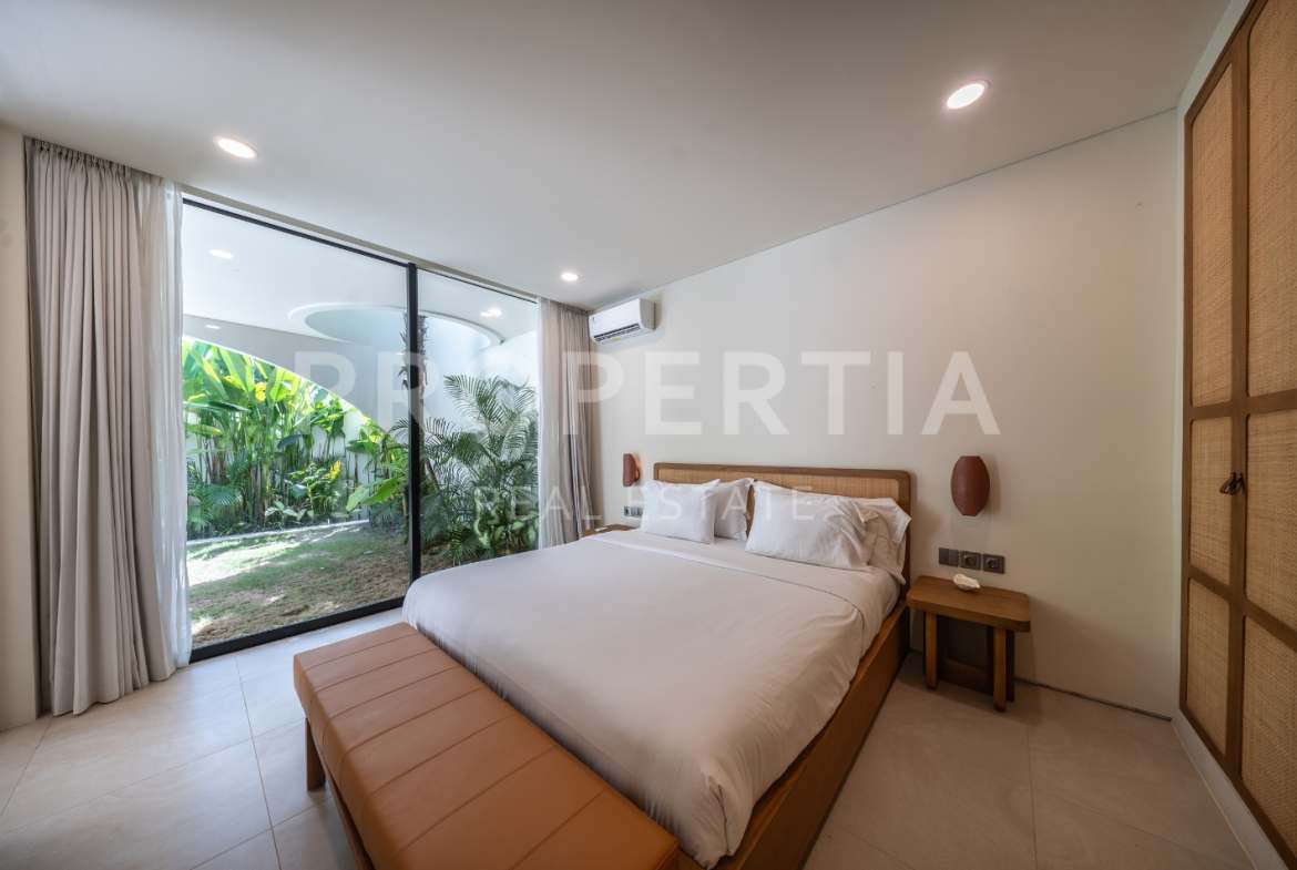 Bedroom 1 at Turnkey Investment Villa in Prime Bingin (PPV4812), listing by PROPERTIA.