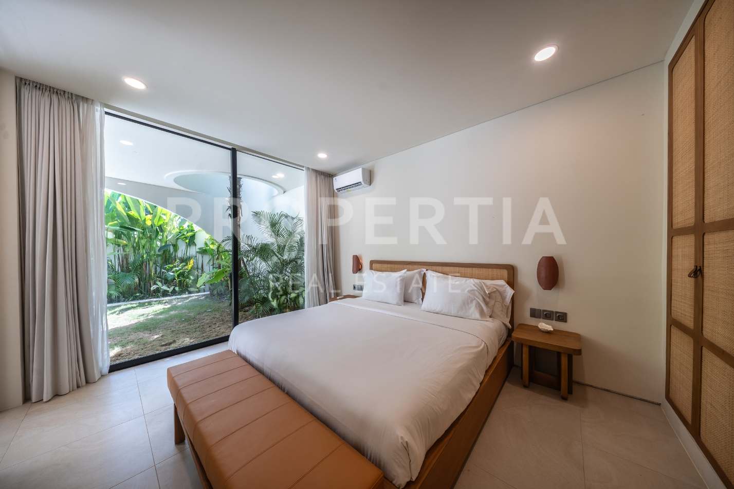 Bedroom 1 at Turnkey Investment Villa in Prime Bingin (PPV4812), listing by PROPERTIA.