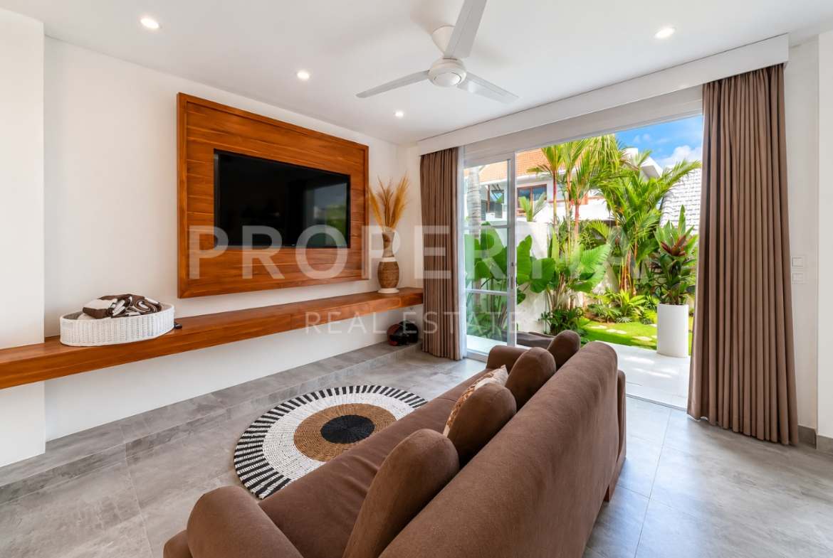 Living Room 5 at Tranquil Turnkey 2 Bedroom Villa in Padonan (PPV4921), listing by PROPERTIA.