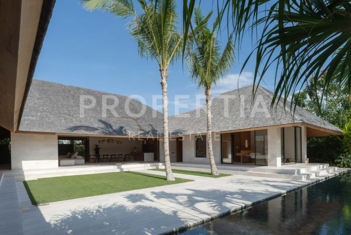 Garden 2 at Timeless Tropical 5-Bedroom Villa in Tiying Tutul (PPV4981), listing by PROPERTIA.