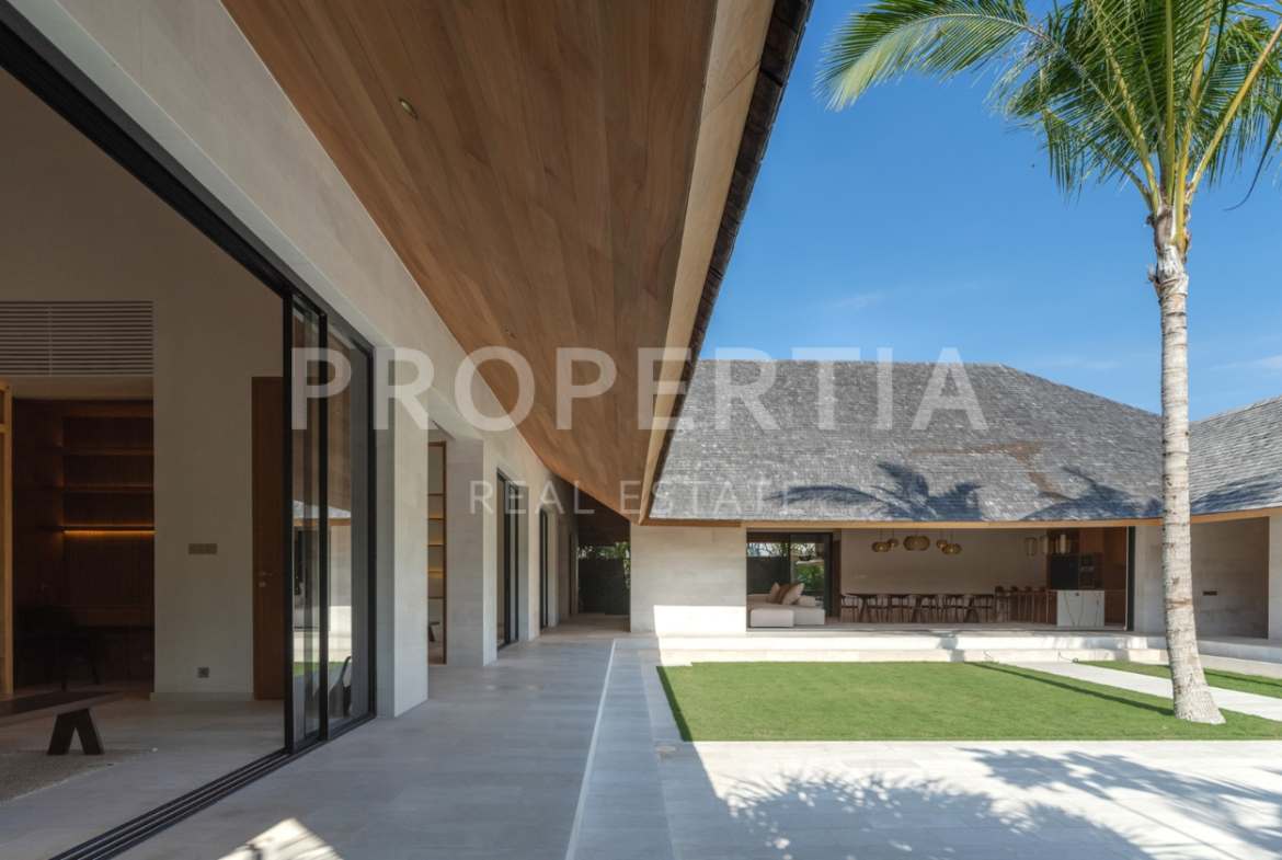 Garden 1 at Timeless Tropical 5-Bedroom Villa in Tiying Tutul (PPV4981), listing by PROPERTIA.
