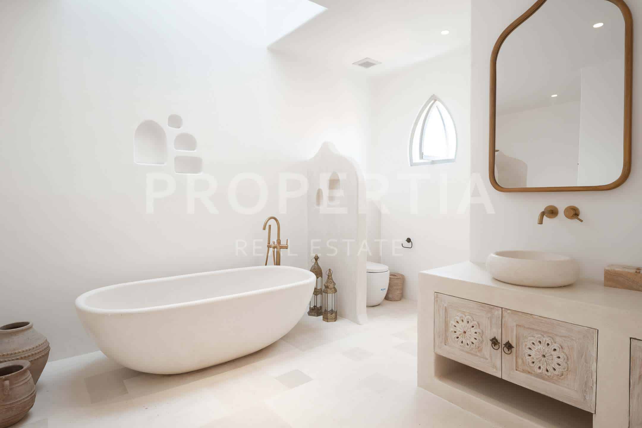 Bathroom 1 at Stylish Moroccan-Inspired Sanctuary Walking Distance to Seseh Beach (PPV4914), listing by PROPERTIA.